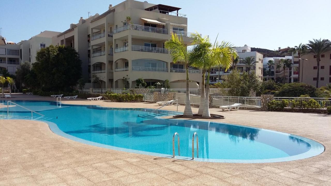 Comfortable Apartment With Amazing Sea Views Palm-mar Dış mekan fotoğraf