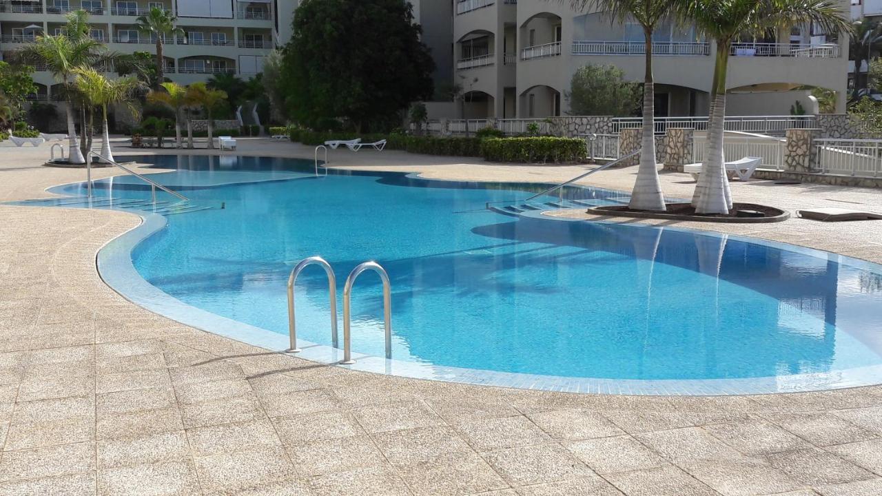 Comfortable Apartment With Amazing Sea Views Palm-mar Dış mekan fotoğraf
