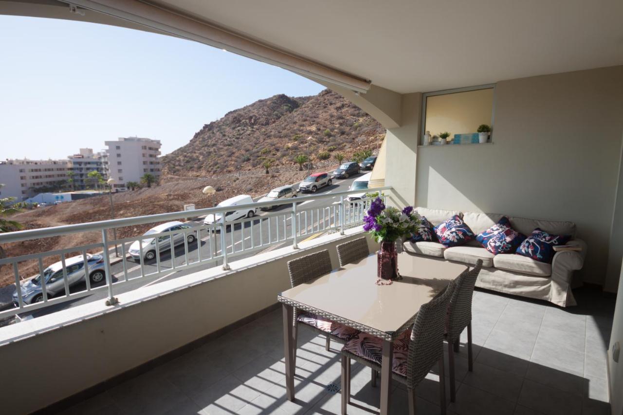 Comfortable Apartment With Amazing Sea Views Palm-mar Dış mekan fotoğraf