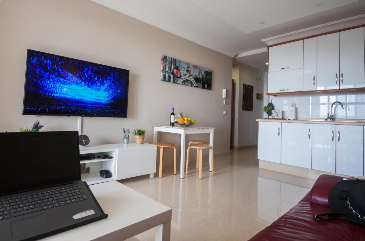 Comfortable Apartment With Amazing Sea Views Palm-mar Dış mekan fotoğraf