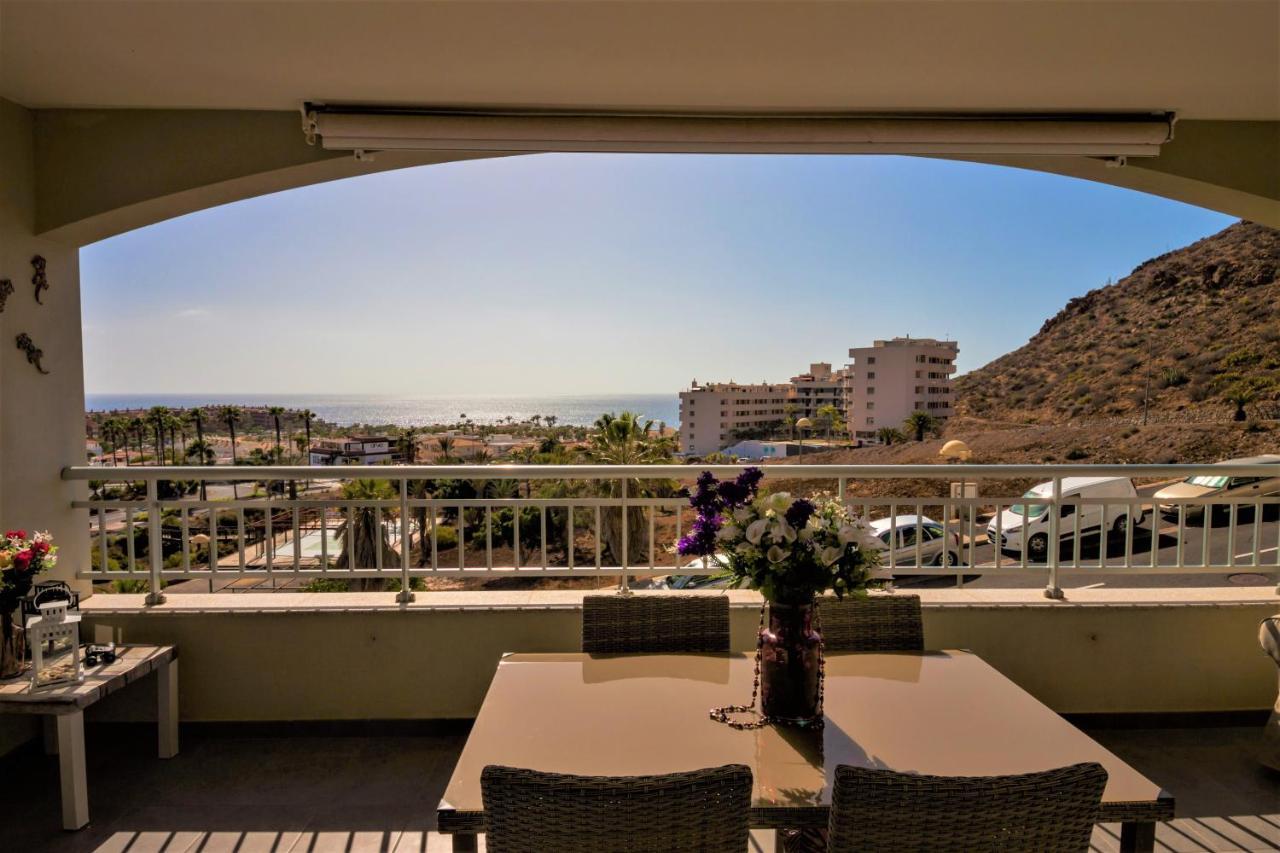 Comfortable Apartment With Amazing Sea Views Palm-mar Dış mekan fotoğraf