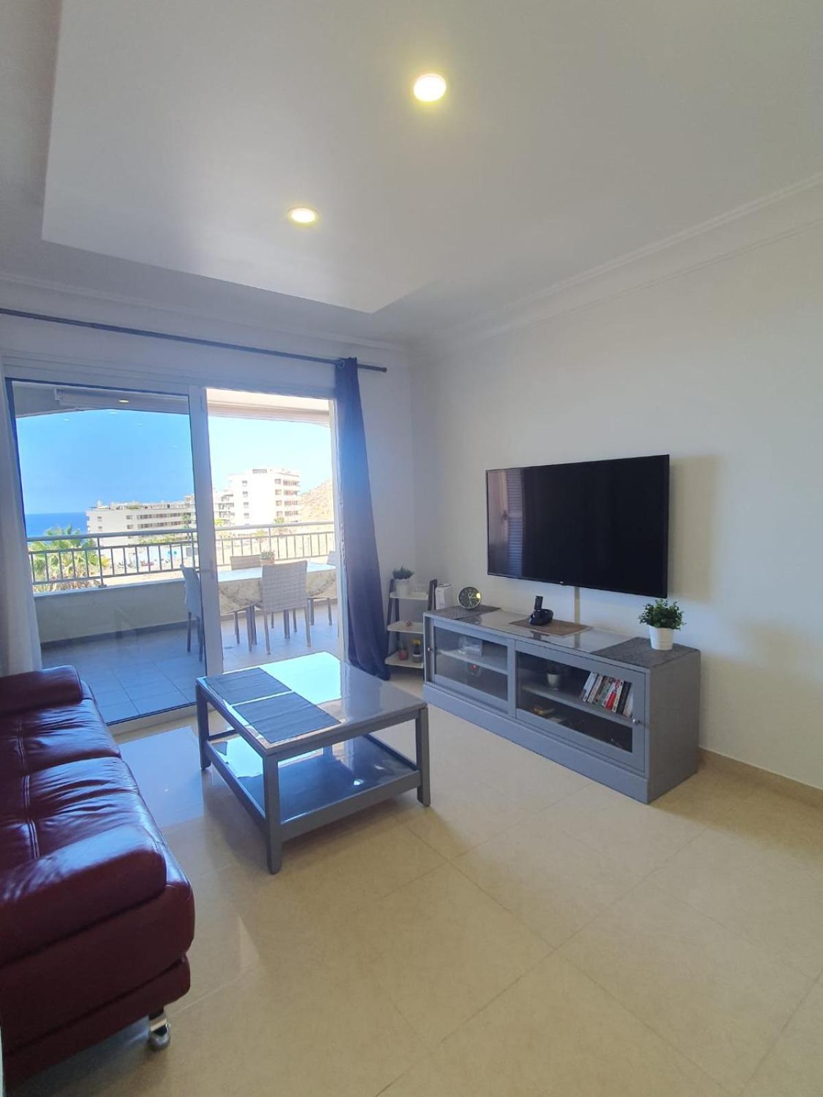 Comfortable Apartment With Amazing Sea Views Palm-mar Dış mekan fotoğraf
