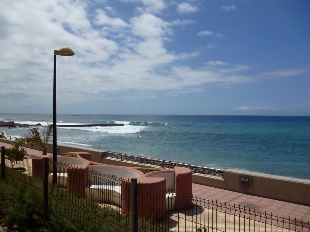 Comfortable Apartment With Amazing Sea Views Palm-mar Dış mekan fotoğraf